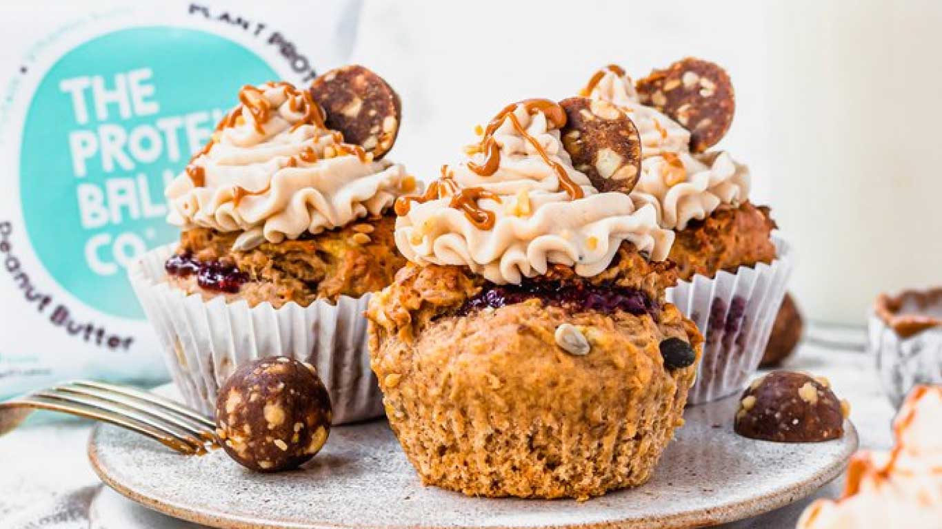 Recipe | Peanut Butter & Jelly Breakfast Muffins (V, GF) by Matt @ The Protein Ball co