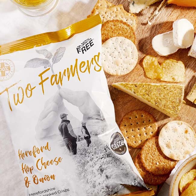 Two Farmers Crisps - Hereford Hop Cheese & Onion